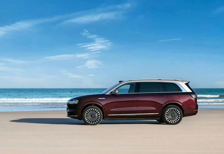 智驾、智舱都能付费升级？问界M9推老车主关怀计划