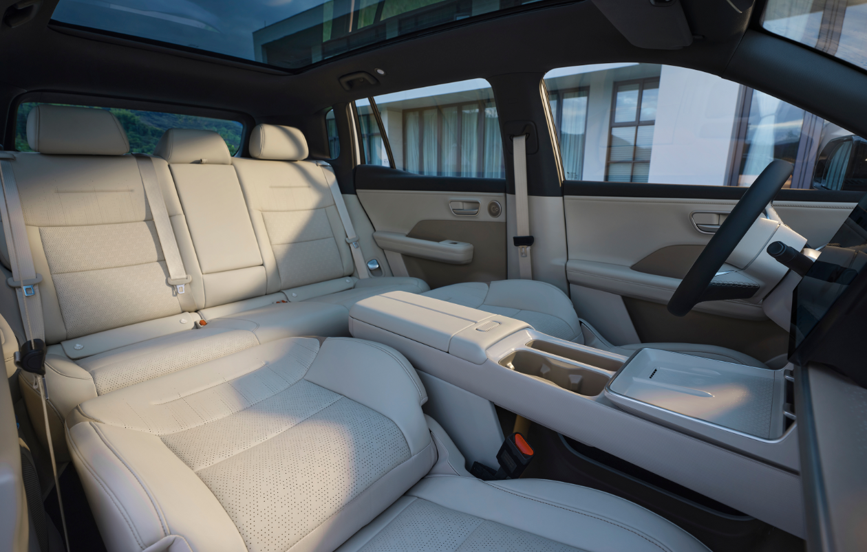 610km续航+无图端到端不到15万?丰田这台电车厉害了插图5 610km续航+无图端到端不到15万?丰田这台电车厉害了插图5