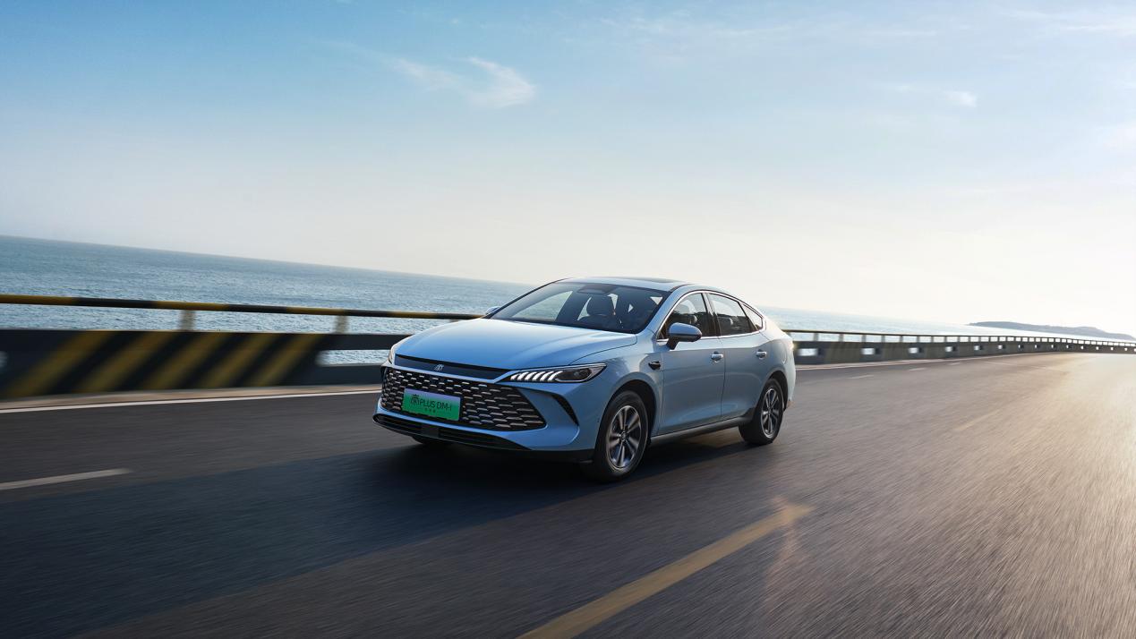 不止智驾，全面进化！秦PLUS 2月热销21989辆，第二代秦PLUS智驾版成家轿首选插图2