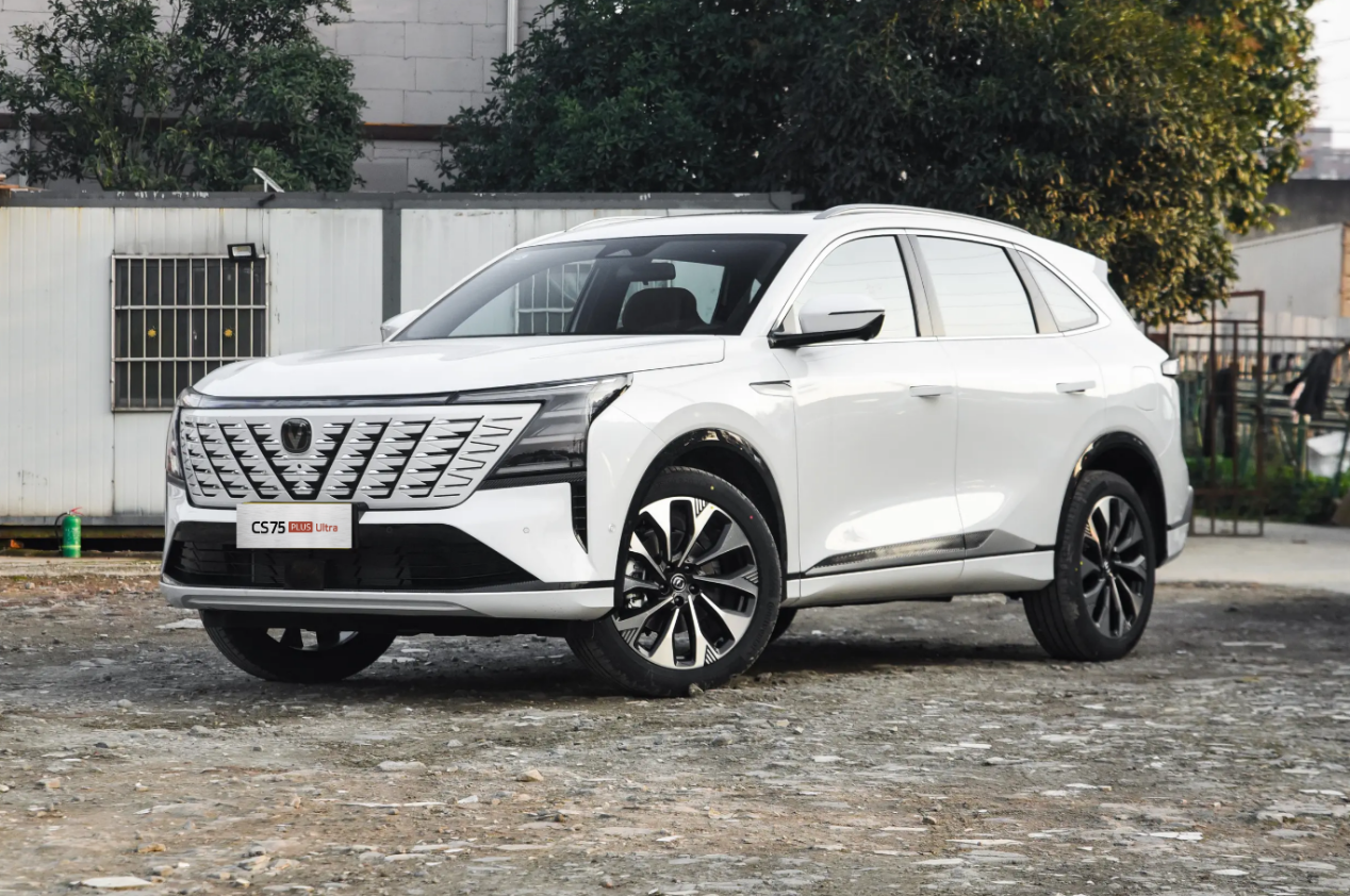 不比不知道 同样是2.0T车型 第四代CS75PLUS比星越L好很多插图