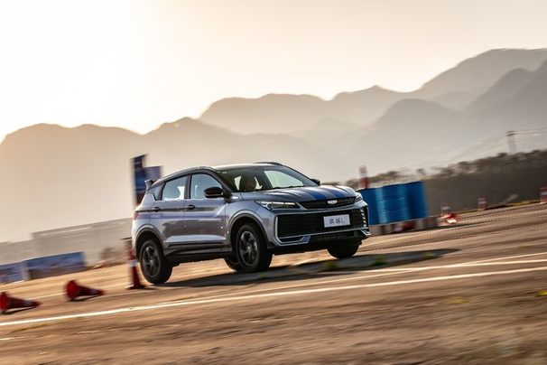 热销超百万，出海51国！吉利缤越L超越版7.48万限时抢，香不香？