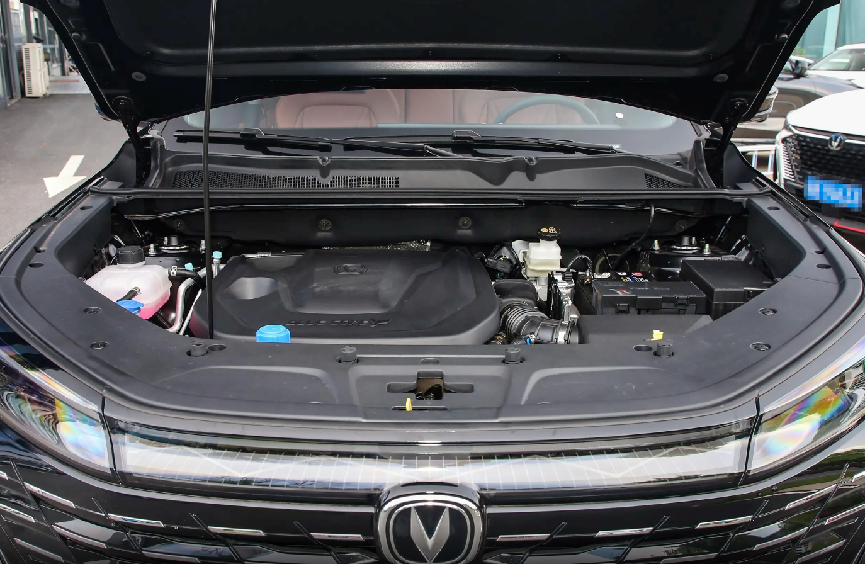 7.69万能入手第三代长安CS75 PLUS？现在有了，还配爱信8AT插图7