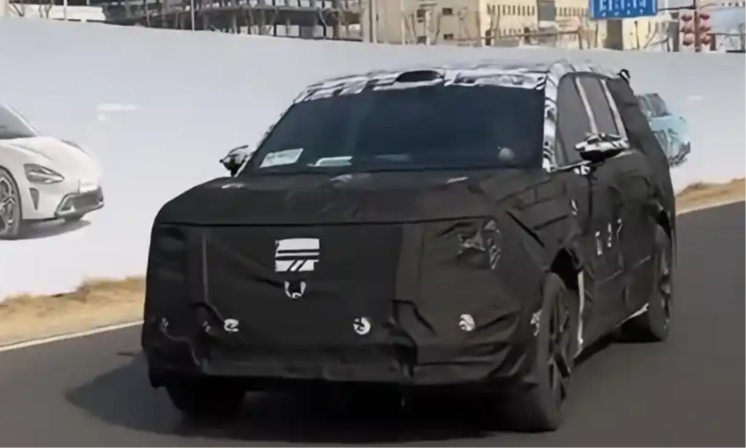 小米也要加入“增程神教” 小米昆仑增程SUV谍照曝光插图 小米也要加入“增程神教” 小米昆仑增程SUV谍照曝光插图