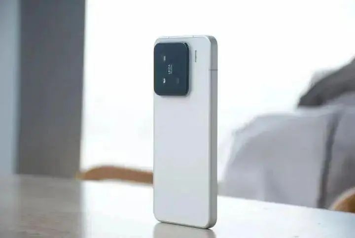 2025年国补后认准这3款手机，几乎“零差评”，一步到位用6年！