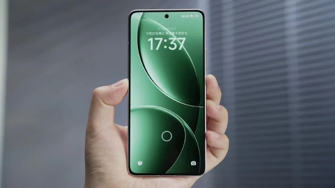 国补后,7款热度“居高不下”的直屏手机插图3 图片