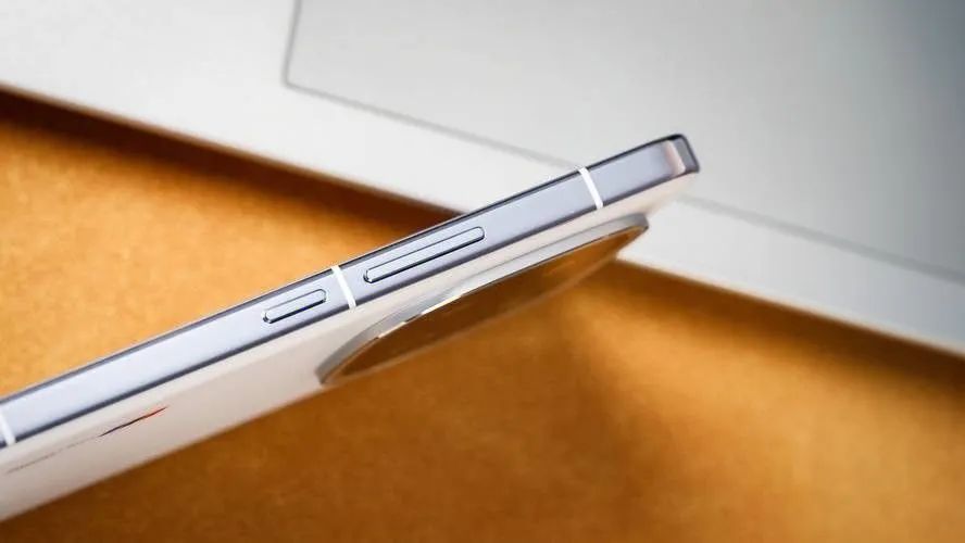 国补后,7款热度“居高不下”的直屏手机插图9 图片