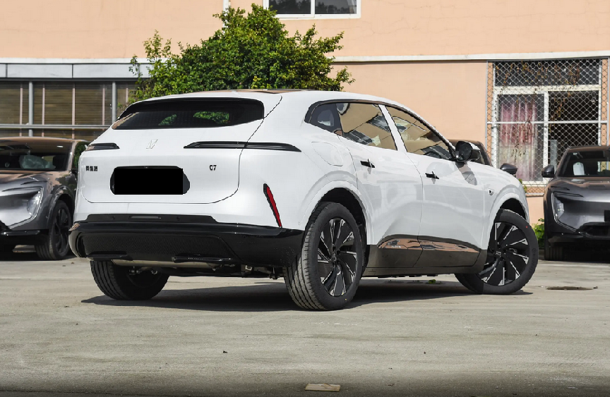 21.99万元起,提供纯电和增程两种动力,阿维塔07是否值得推荐?插图2 21.99万元起,提供纯电和增程两种动力,阿维塔07是否值得推荐?插图2