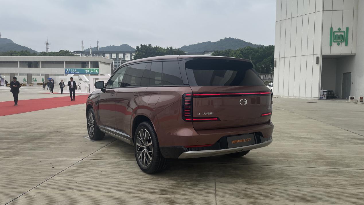 国补至低价19.48万元起 传祺向往S7开启预售插图3