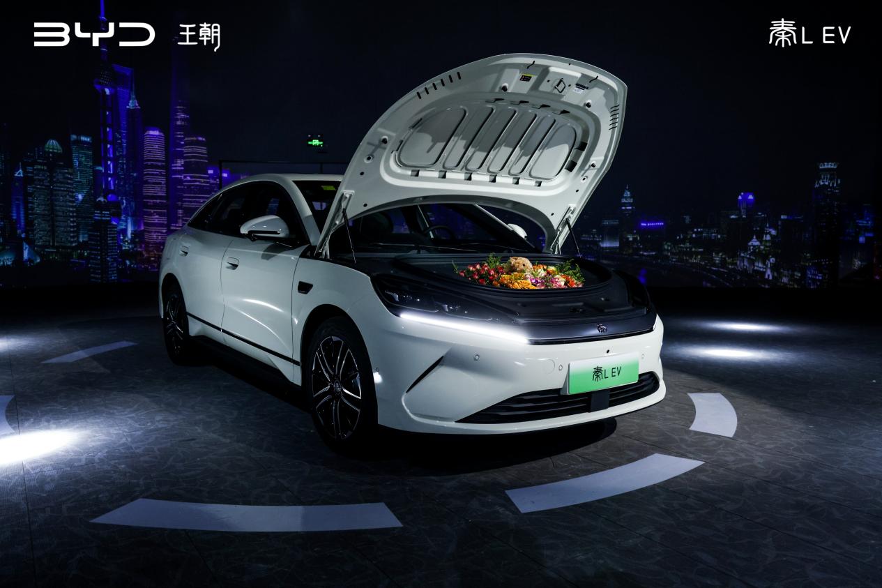 11.98万元起!全系后驱、全系智驾,秦L EV在沪上杀疯了插图7 11.98万元起!全系后驱、全系智驾,秦L EV在沪上杀疯了插图7