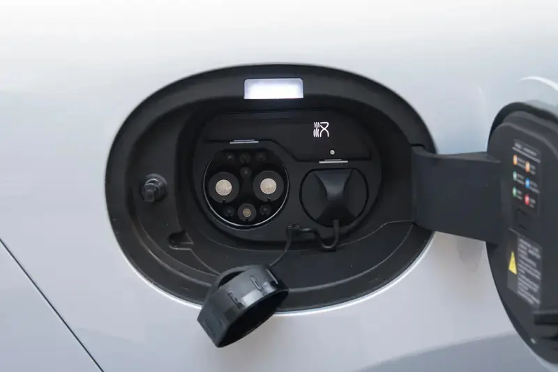 比亚迪汉L EV开启预售 预售价区间27-35万元插图5