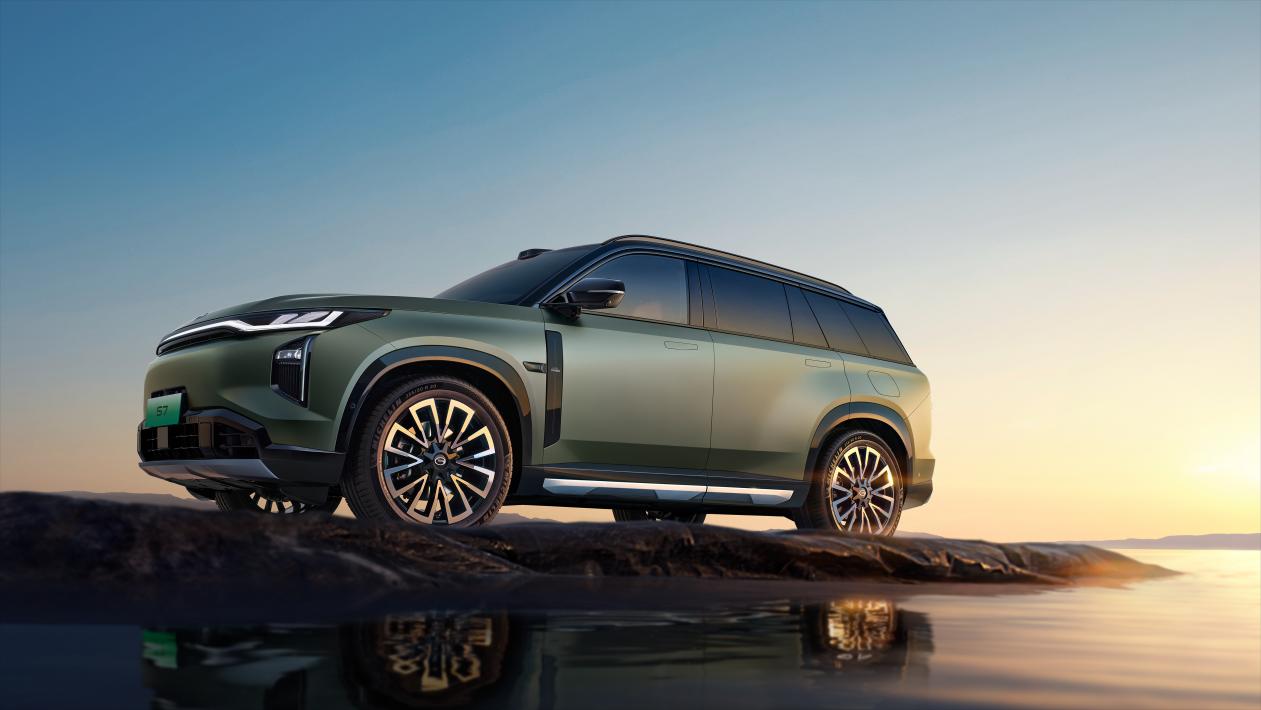 这价格绝了！豪华大五座，限时16.98万起售，传祺向往S7给足诚意