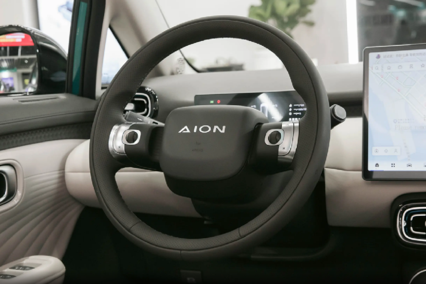 “小车大做”,让纯电代步脱离紧凑,埃安AION UT购车指南插图6 “小车大做”,让纯电代步脱离紧凑,埃安AION UT购车指南插图6