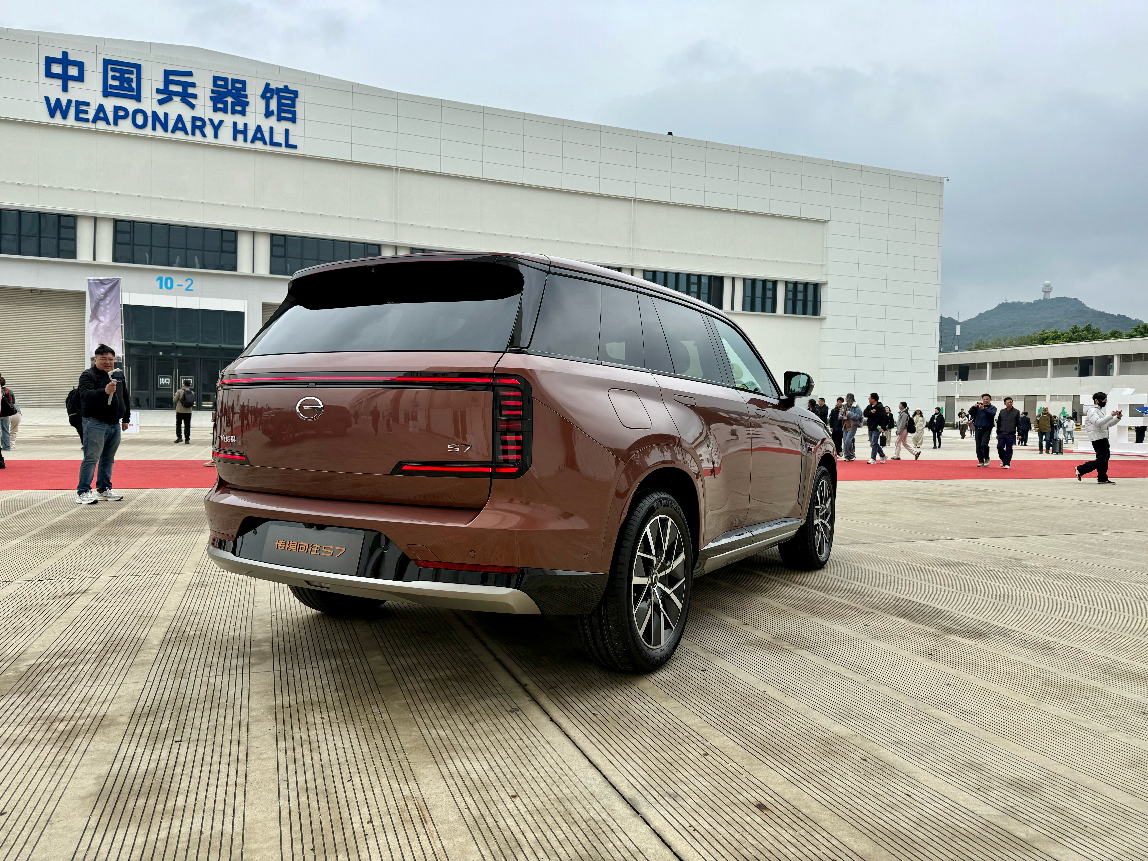 广汽传祺向往S7开启预售 预售国补价格19.48万元起插图3 广汽传祺向往S7开启预售 预售国补价格19.48万元起插图3