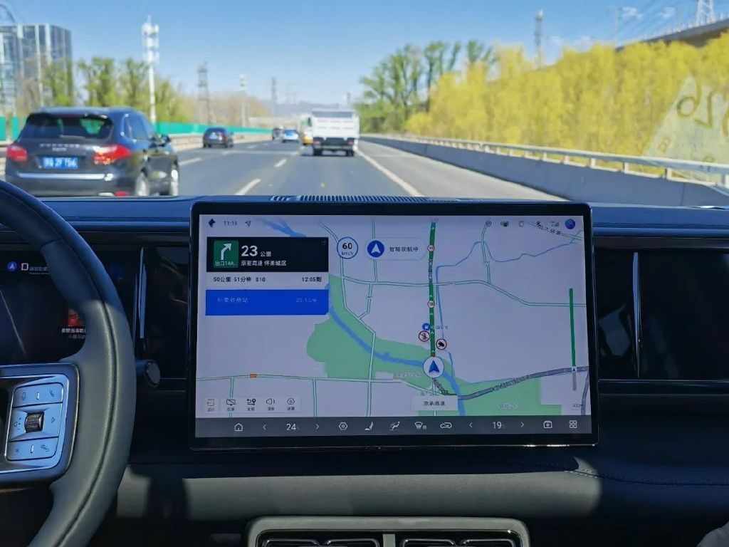 试驾方程豹豹5智驾版：智能与越野两不误！