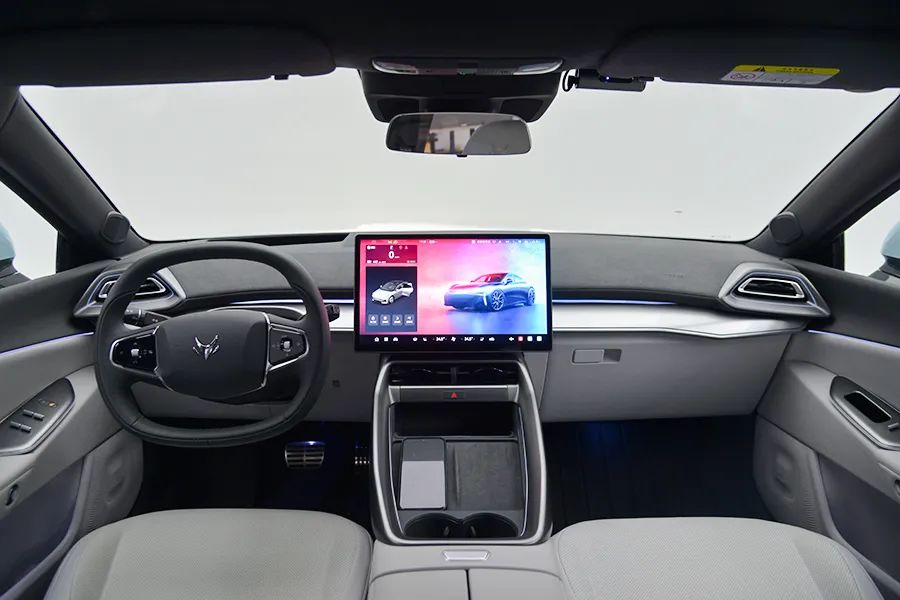 极狐阿尔法S5:11万多买到20万的车,太值了!插图12 极狐阿尔法S5:11万多买到20万的车,太值了!