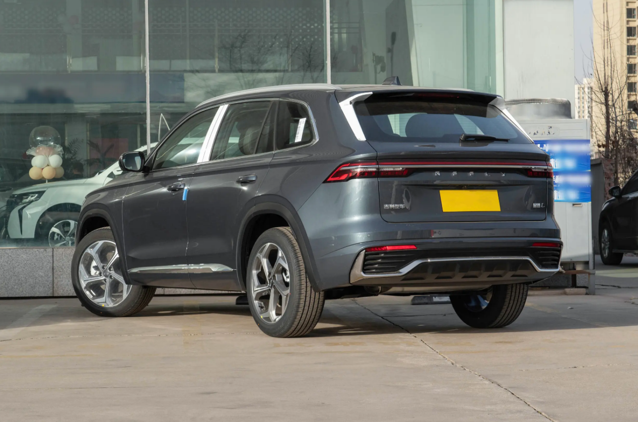 不比不知道 同样是2.0T车型 第四代CS75PLUS比星越L好很多插图3