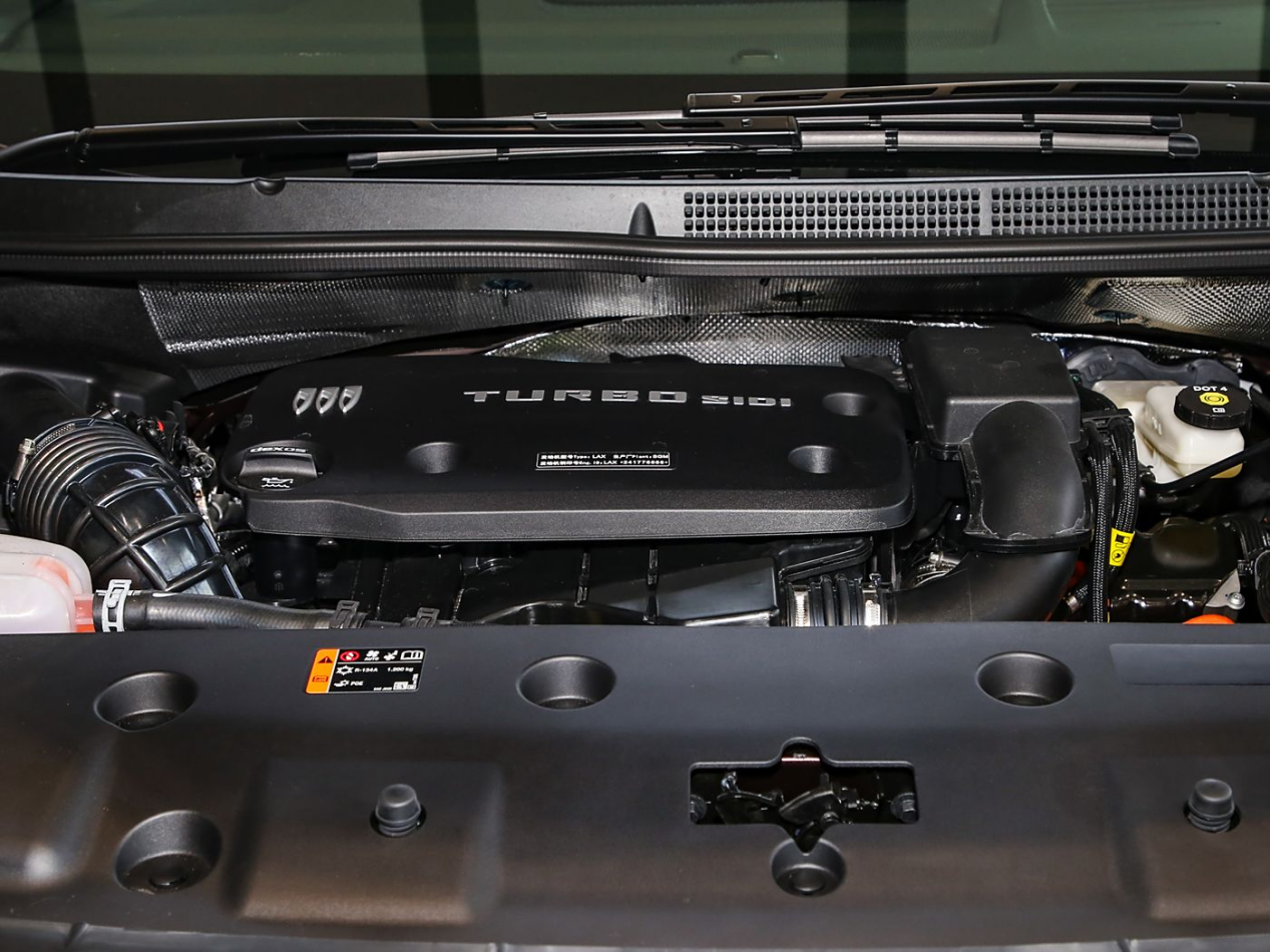 搭载真龙插混系统，轴距3088mm，别克GL8陆尚能否挑战腾势D9？插图7