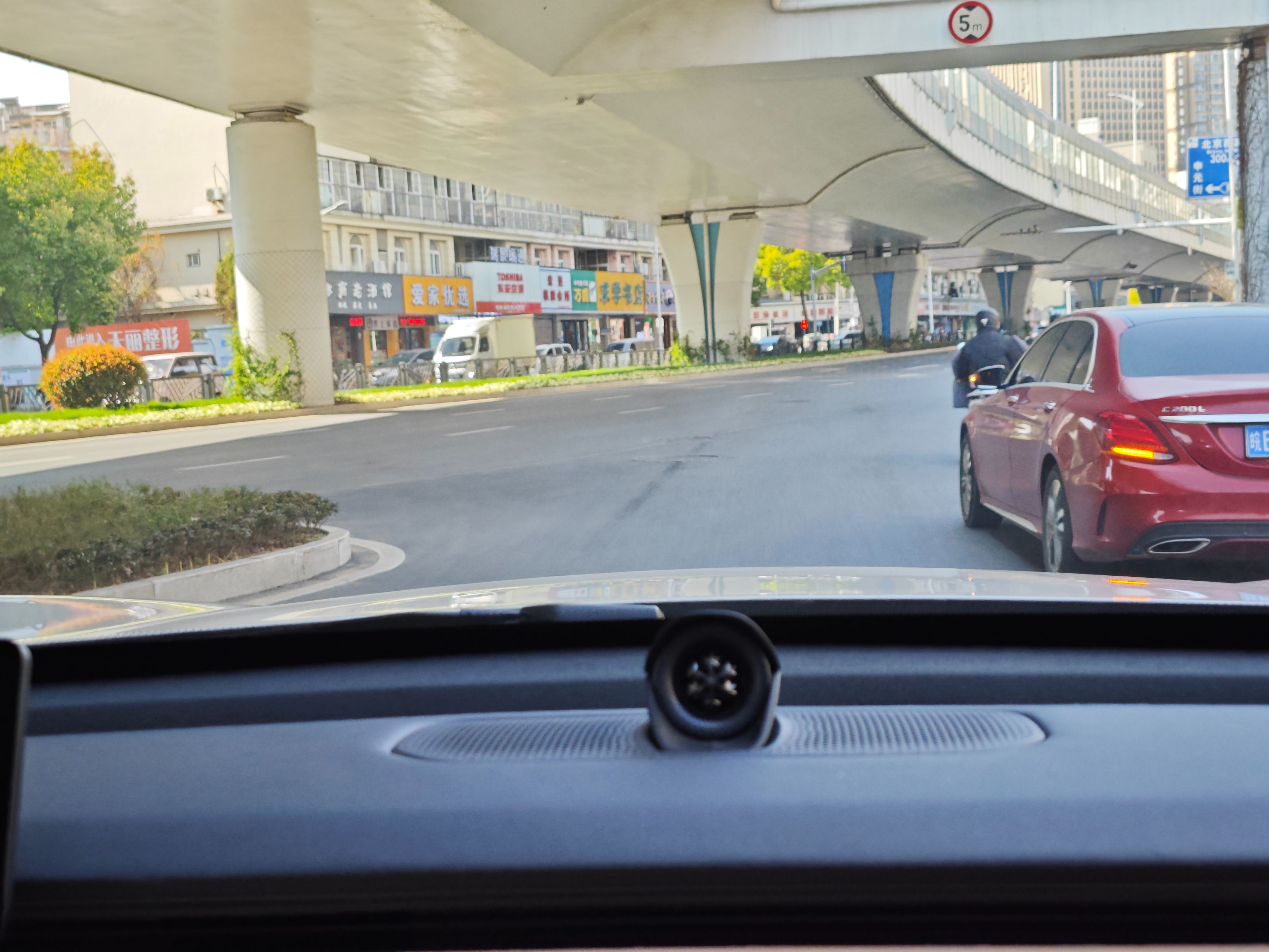 星纪元ET配上猎鹰智驾700,秒变老司机插图6 星纪元ET配上猎鹰智驾700,秒变老司机插图6