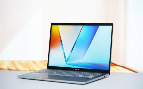 华硕无畏Pro14酷睿版2025笔记本评测：首发酷睿Ultra 200H 轻松续航13+小时