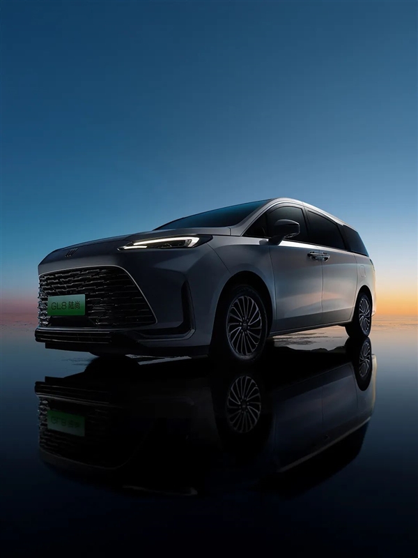 合资MPV王者出手！别克GL8陆尚官图发布：四项同级之最