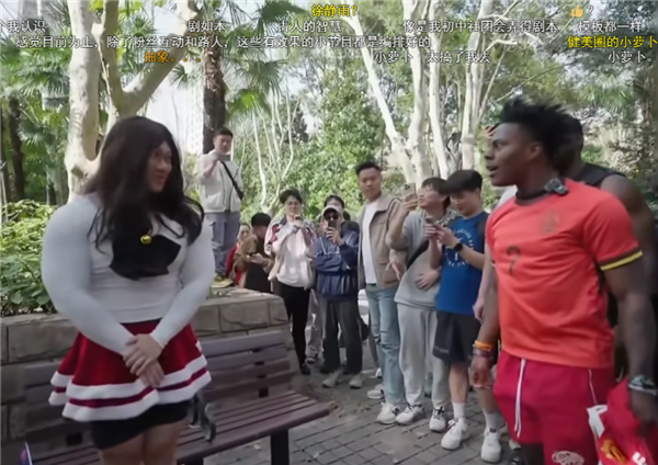 “甲亢哥”开了场直播：500万老外高喊中国牛逼