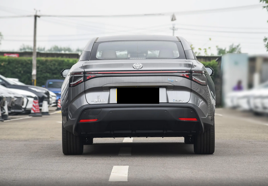 这款合资车不到20万就能拿下，还有4万元终端优惠，冲不冲？插图2