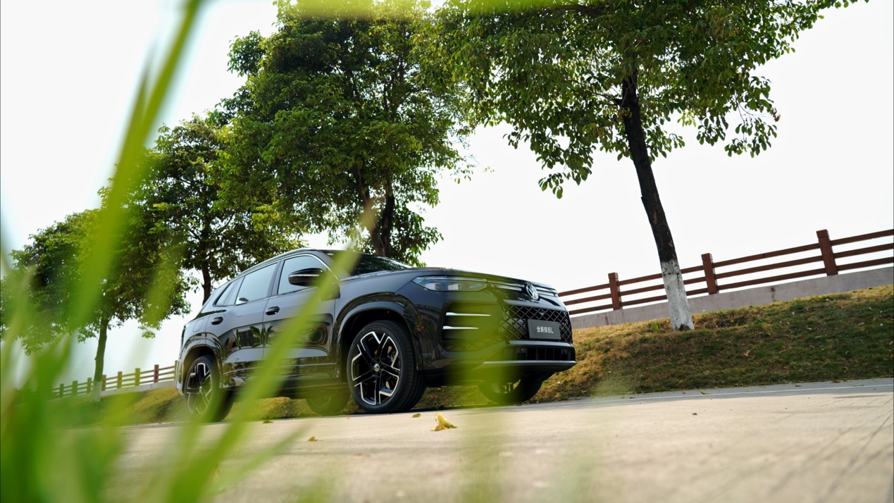 全新探岳L对比途观L PRO，谁才是德系SUV智能油车扛把子