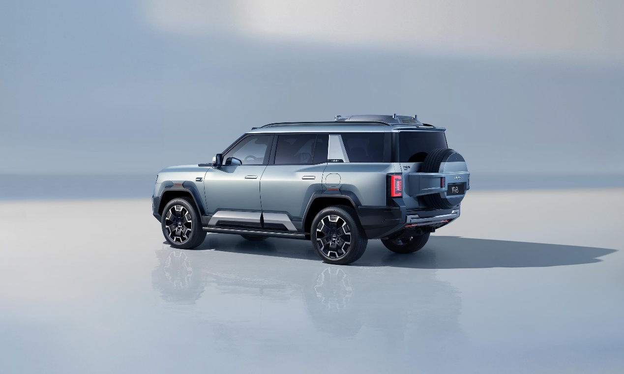 售价39.58万元起！方程豹 豹8无人机版正式上市插图3