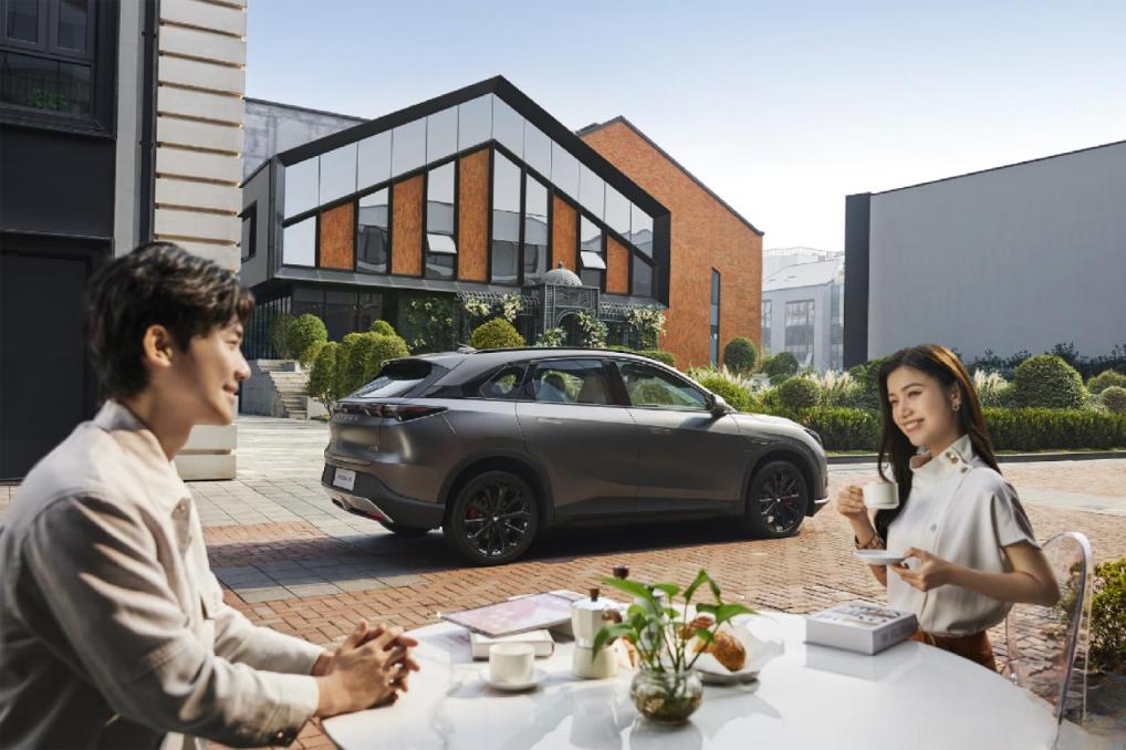 极狐新阿尔法T5神行版,露营新宠,纯电SUV引领出行风尚插图 极狐新阿尔法T5神行版,露营新宠,纯电SUV引领出行风尚插图