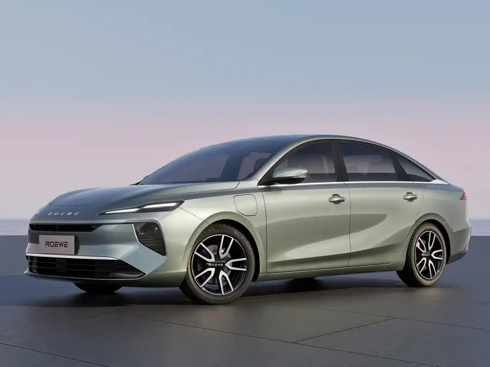 荣威D6内饰官图来了，大屏+无线充电，或4月上市