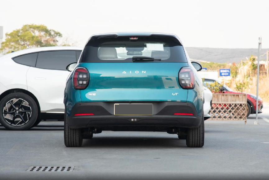 空间大真就万能？解读AION UT，起步价6.98万，但好像还是差点意思插图3