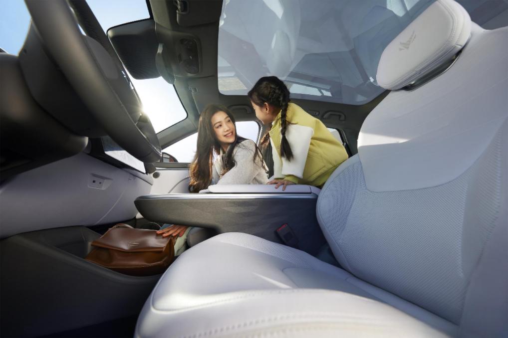 极狐新阿尔法T5神行版，5C超充超卓越，16.18万值得入手插图1