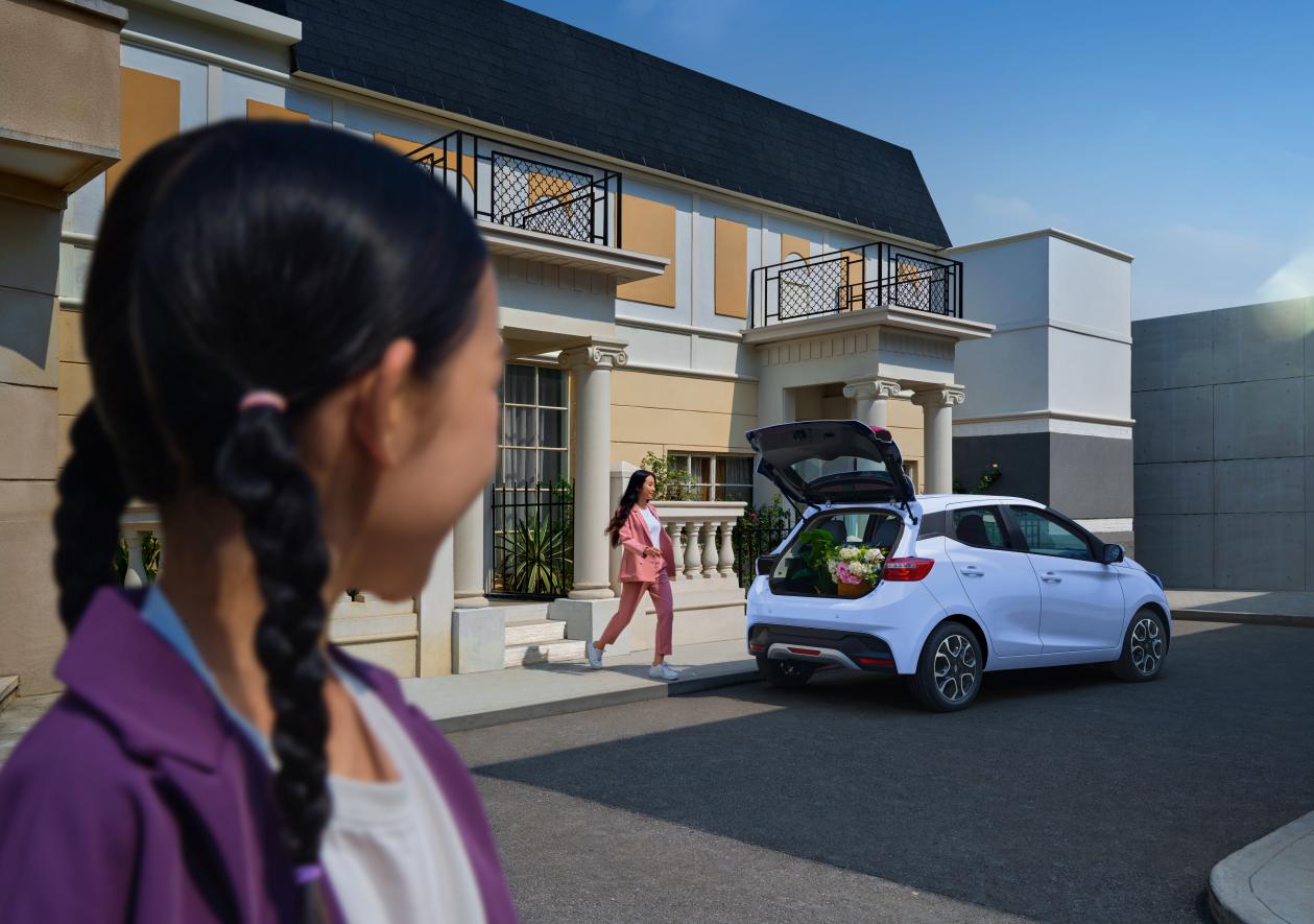 江铃集团新能源易至汽车EV3 PLUS:踏春神器,安全与潮玩一键兼得插图1 江铃集团新能源易至汽车EV3 PLUS:踏春神器,安全与潮玩一键兼得插图1