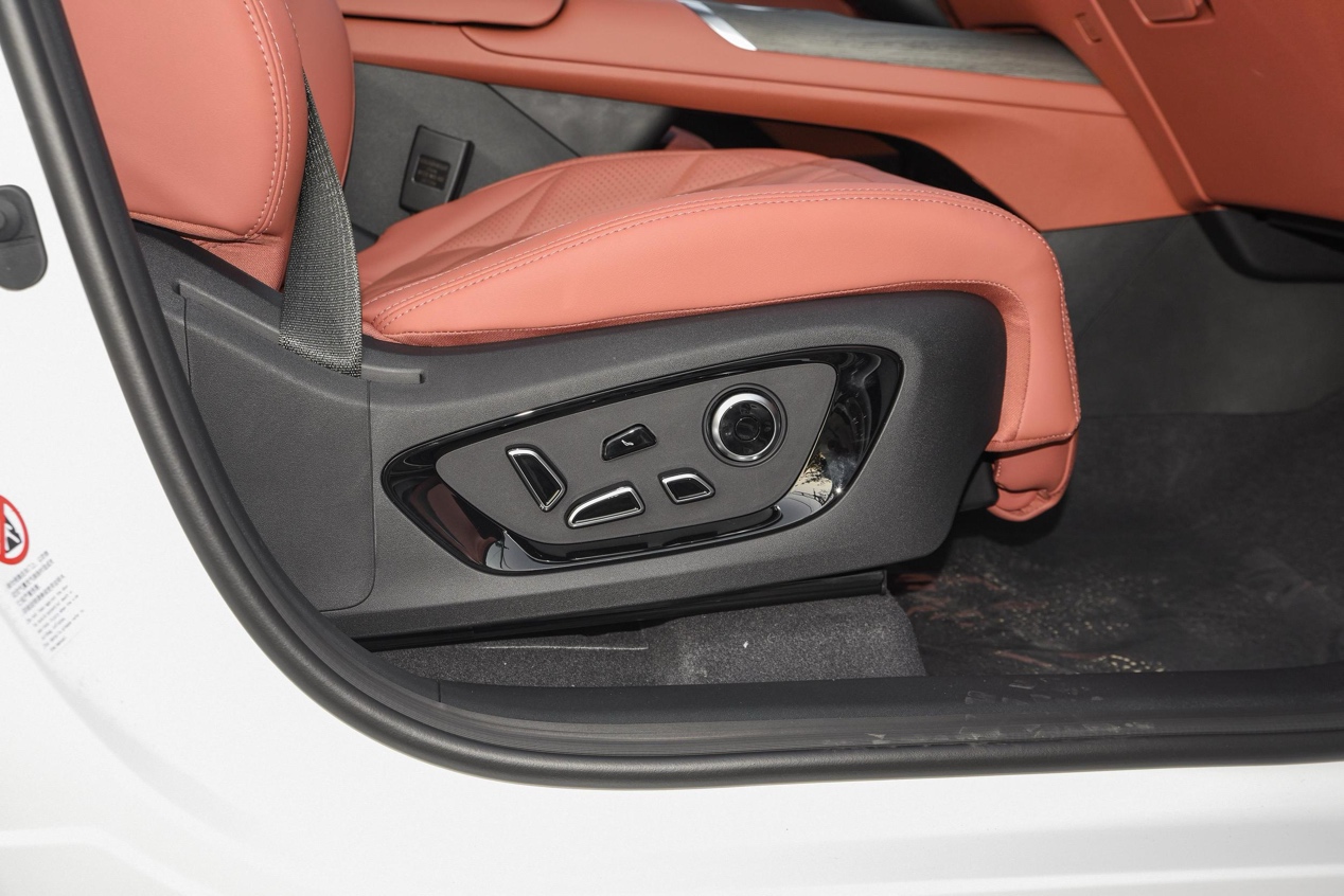 2.0T+爱信8AT，扭矩390·m，第四代CS75PLUS Ultra值得买吗？插图4