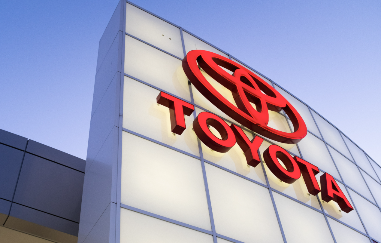 丰田全新SUV预告，下周亮相，溜背纯电有戏吗？