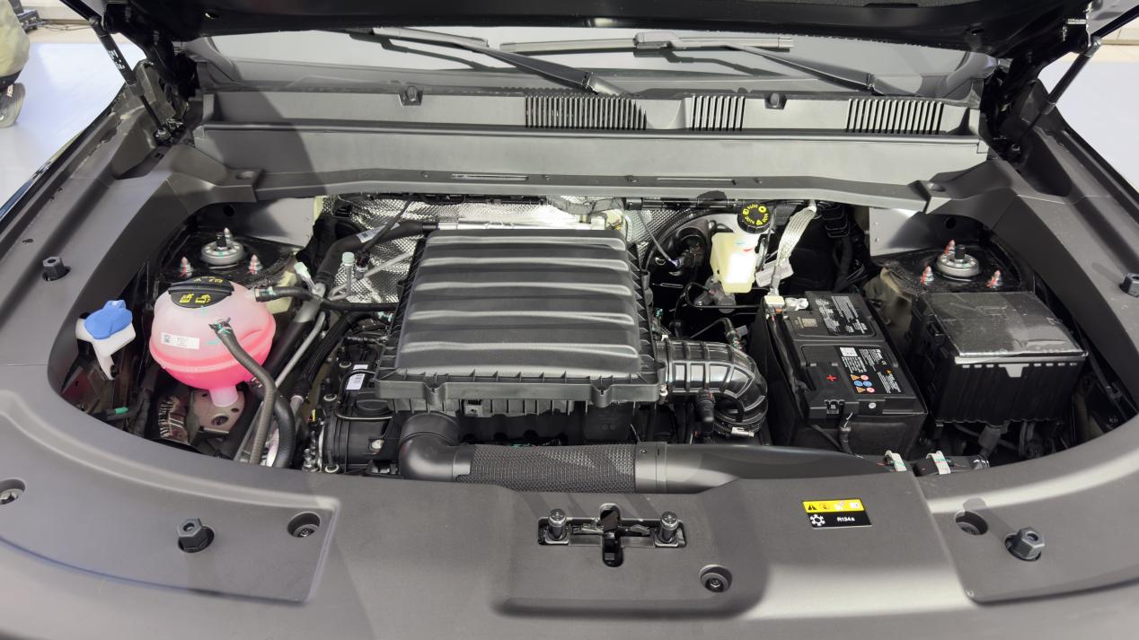 权益价9.9万起 捷途自由者成方盒子SUV入门首选?插图12 权益价9.9万起 捷途自由者成方盒子SUV入门首选?插图12