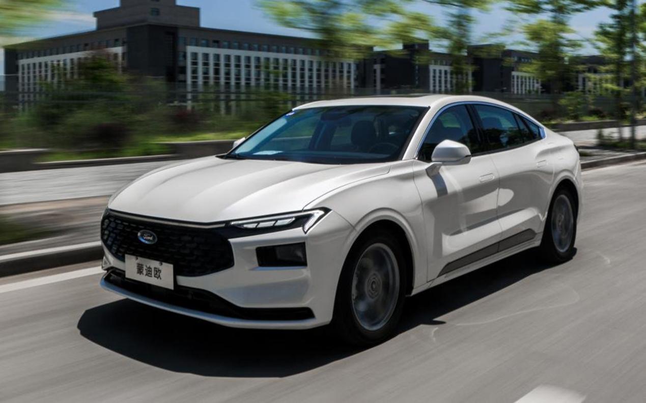 12.58万!福特蒙迪欧也推一口价,销量又要涨?插图7 12.58万!福特蒙迪欧也推一口价,销量又要涨?插图7