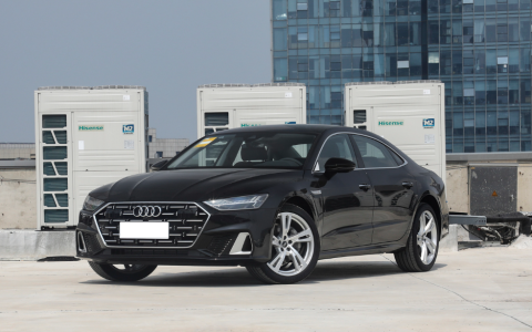 上汽奥迪A7L，造型帅气，无框车门，还有3.0T，可惜销量不高