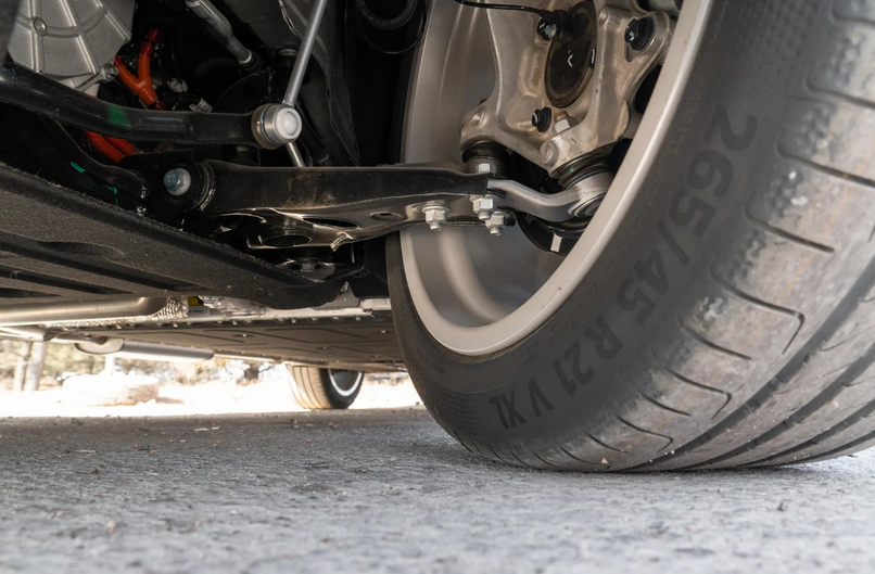 eπ008车身超5米，动力足配置还强，家庭出行好帮手？插图1