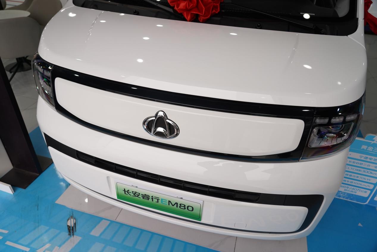 小生意的选车攻略，新一代长安睿行EM80插图1