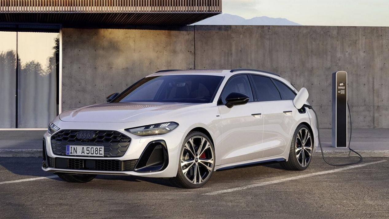 奥迪A5 e-hybrid quattro首发：德系豪华混动迈入新纪元