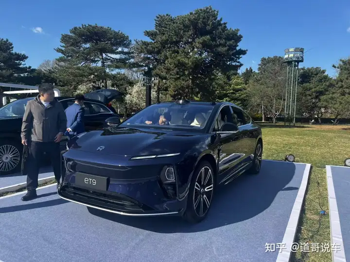 换电的学费是做的太晚 蔚来李斌坦承经营压力,但对有些事依旧头铁插图1 换电的学费是做的太晚 蔚来李斌坦承经营压力,但对有些事依旧头铁