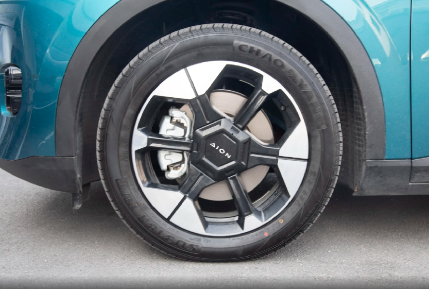 “小车大做”,让纯电代步脱离紧凑,埃安AION UT购车指南插图8 “小车大做”,让纯电代步脱离紧凑,埃安AION UT购车指南插图8