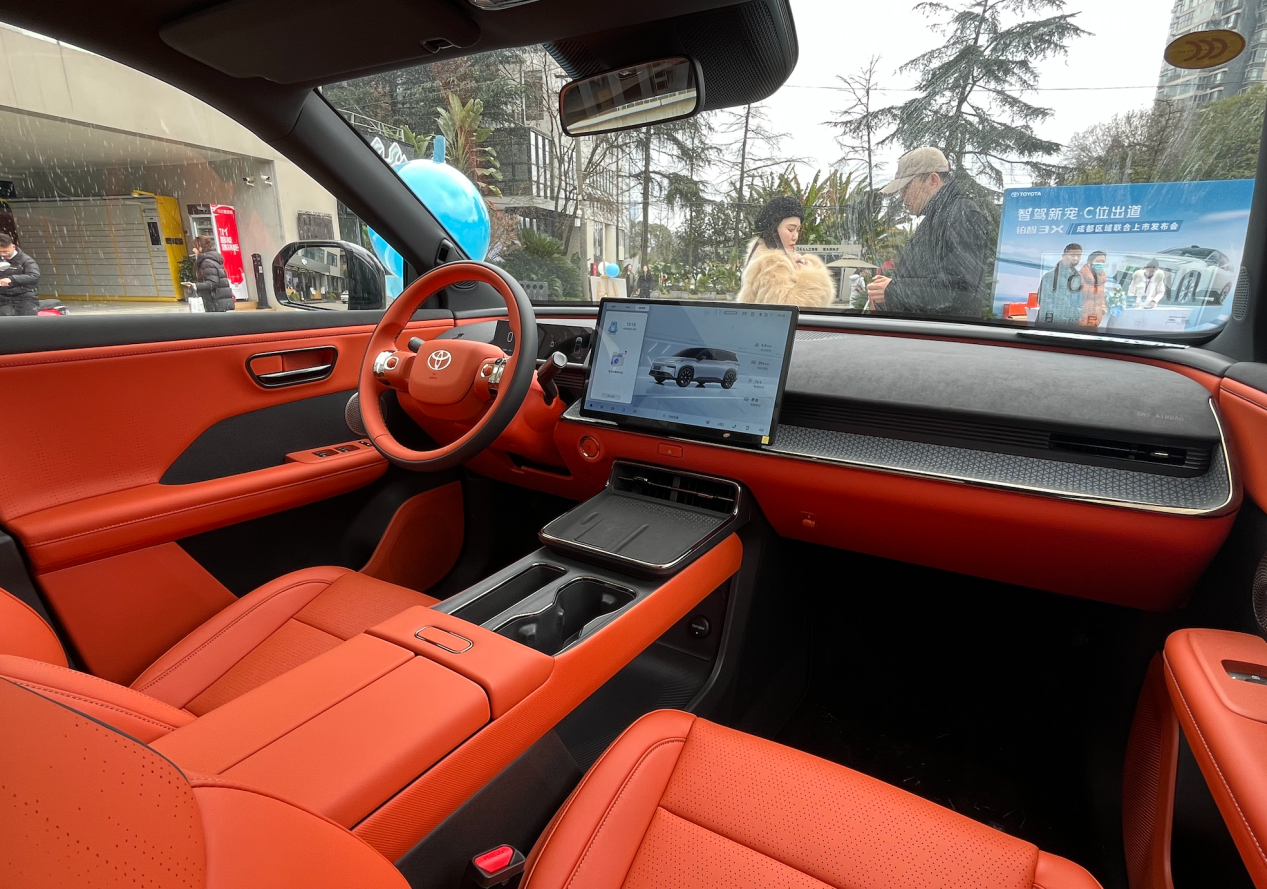合资高阶智驾首入14万区间，广汽丰田铂智3X登陆成都插图3