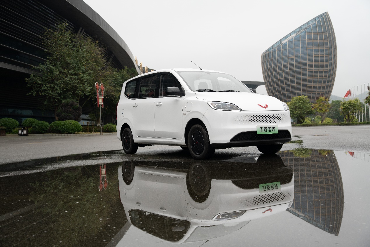 五菱宏光增程版首发，神车再进化，有多适合当下消费者需求？插图2