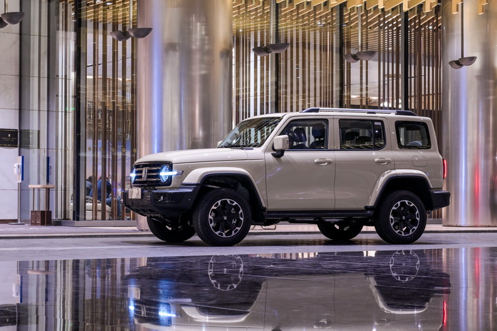 汽油柴油插混3大动力加持，坦克300将于3月10日上市插图2