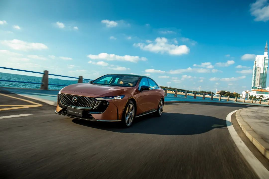 马自达EZ-6：6年0息+全系补贴，补贴后售价9.98万元起插图4