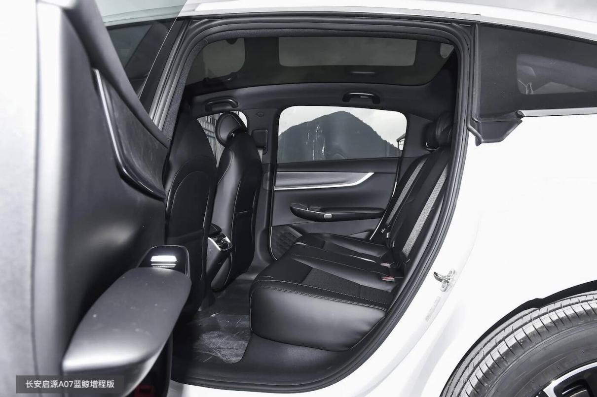 秦L DM-i遇到硬茬儿,启源07增程版11.99万开售,C级车就是不一样插图5 秦L DM-i遇到硬茬儿,启源07增程版11.99万开售,C级车就是不一样插图5