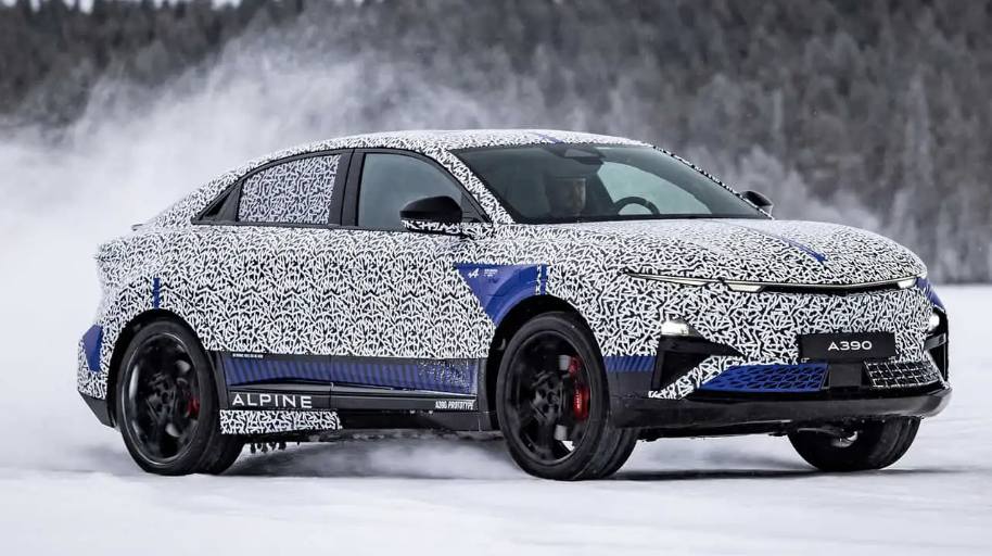 Alpine A390 挑战保时捷 Macan EV，全新电动“运动快背车”即将亮相