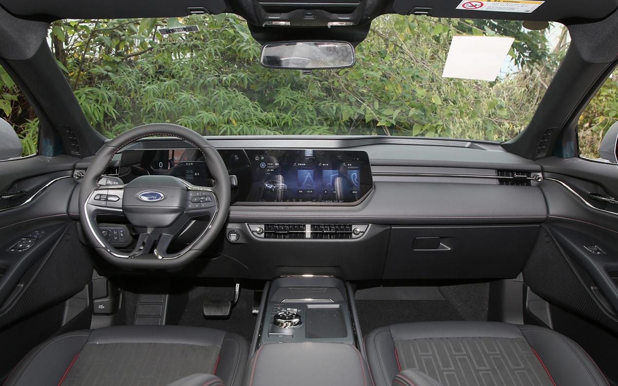 12.58万!福特蒙迪欧也推一口价,销量又要涨?插图5 12.58万!福特蒙迪欧也推一口价,销量又要涨?插图5